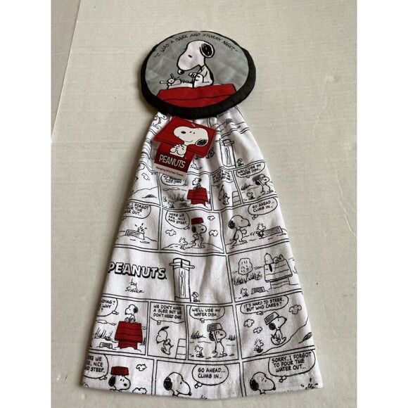 Peanuts Snoopy Doghouse Comic Strip Hanging Towel - Picture 1 of 6